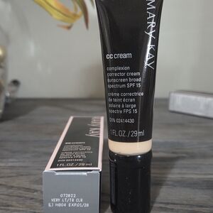 Mary Kay CC Cream - Very Light to Fair